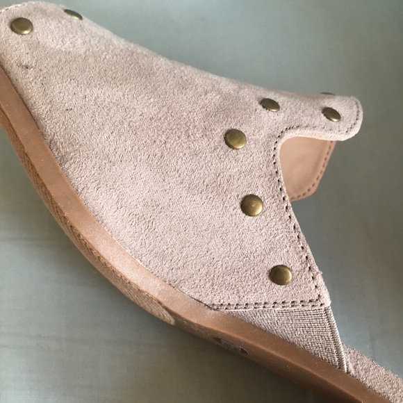 Madeline faux gray suede studded slip on sandals chunky heel Sz 9.5 comfy casual - Picture 13 of 15